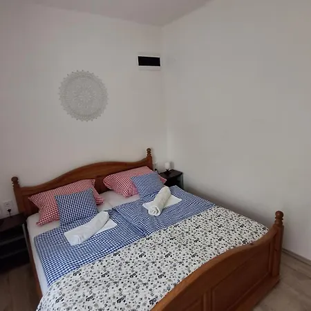 Roli Bacsi Haza Apartment *