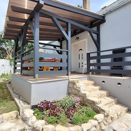 Apartment Roli Bacsi Haza