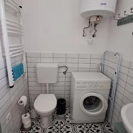 Roli Bacsi Haza