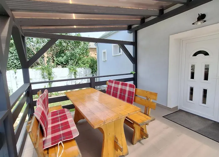 Apartment Roli Bacsi Haza *